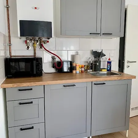 Bright & For 4 Incl Workspace Appartement