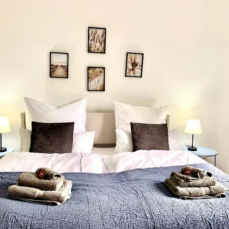 Bright & For 4 Incl Workspace Bochum