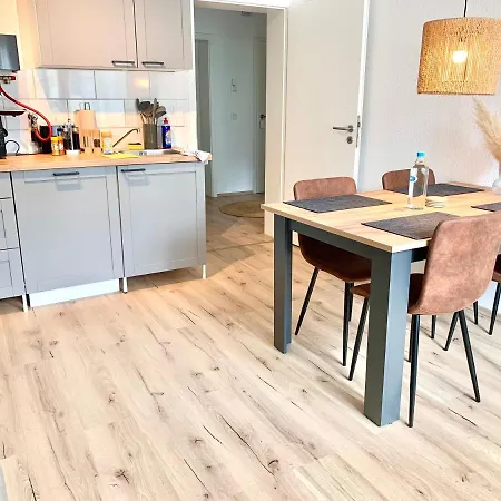 Apartamento Bright & For 4 Incl Workspace *