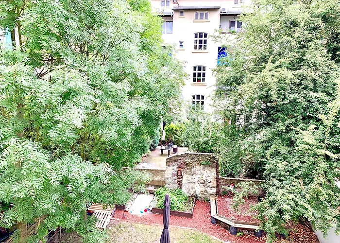 Bright & For 4 Incl Workspace *